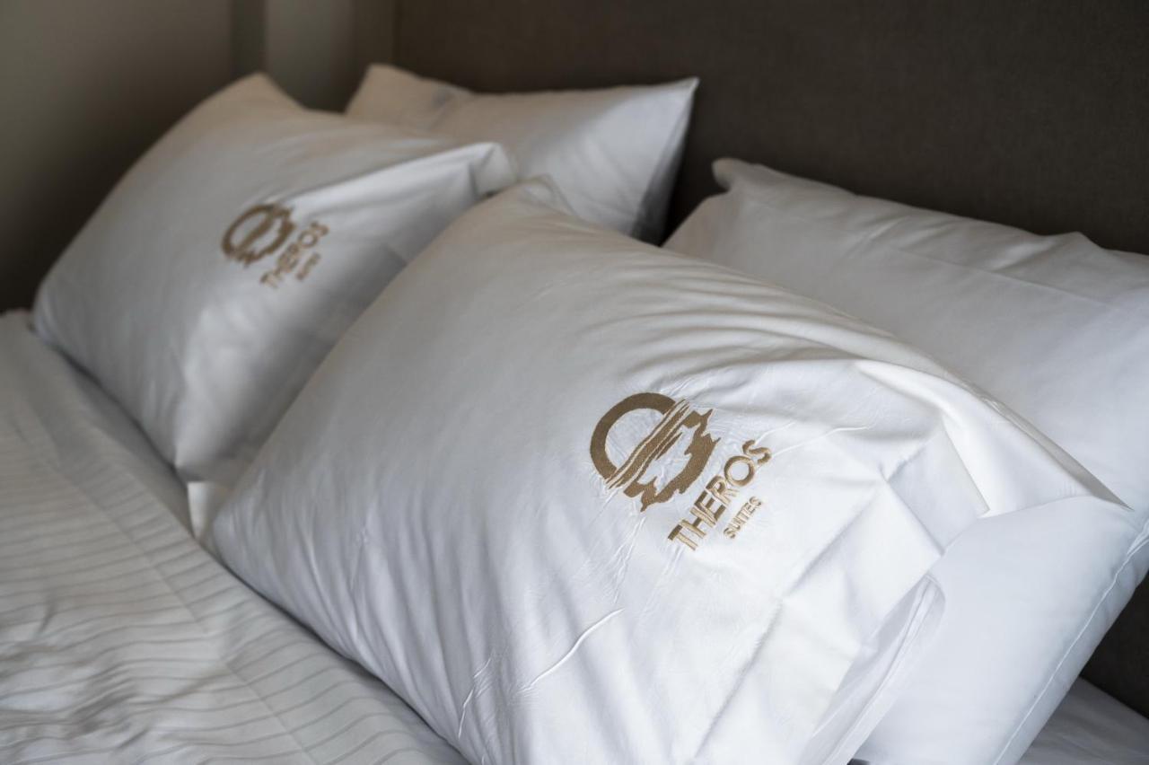 Theros Suites Dhiminio Exteriör bild