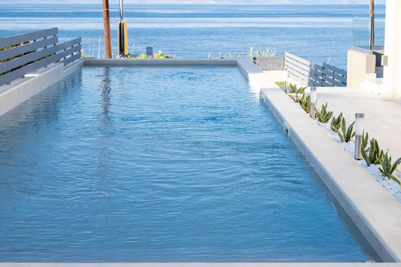 Theros Suites Dhiminio Exteriör bild