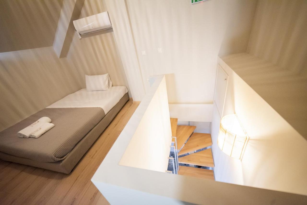 Theros Suites Dhiminio Exteriör bild