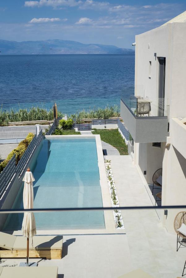 Theros Suites Dhiminio Exteriör bild