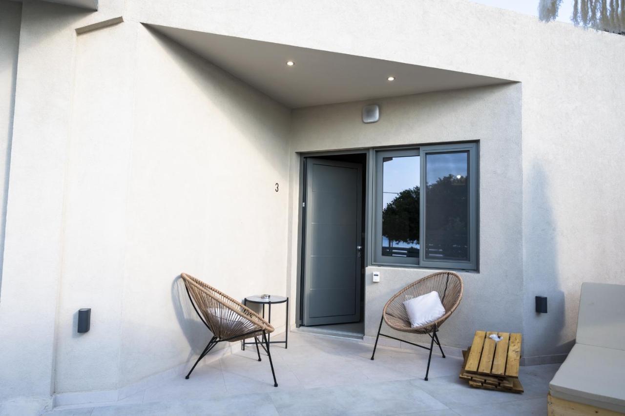 Theros Suites Dhiminio Exteriör bild