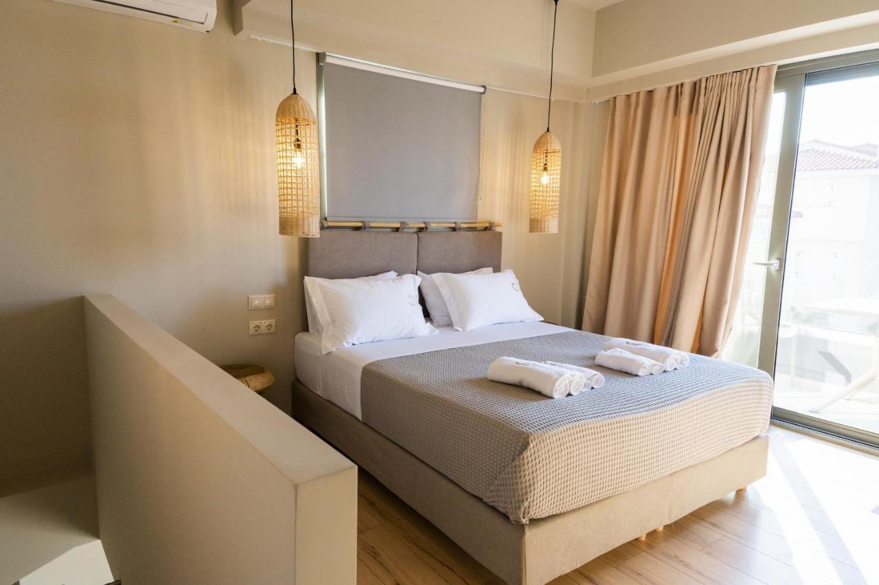 Theros Suites Dhiminio Exteriör bild