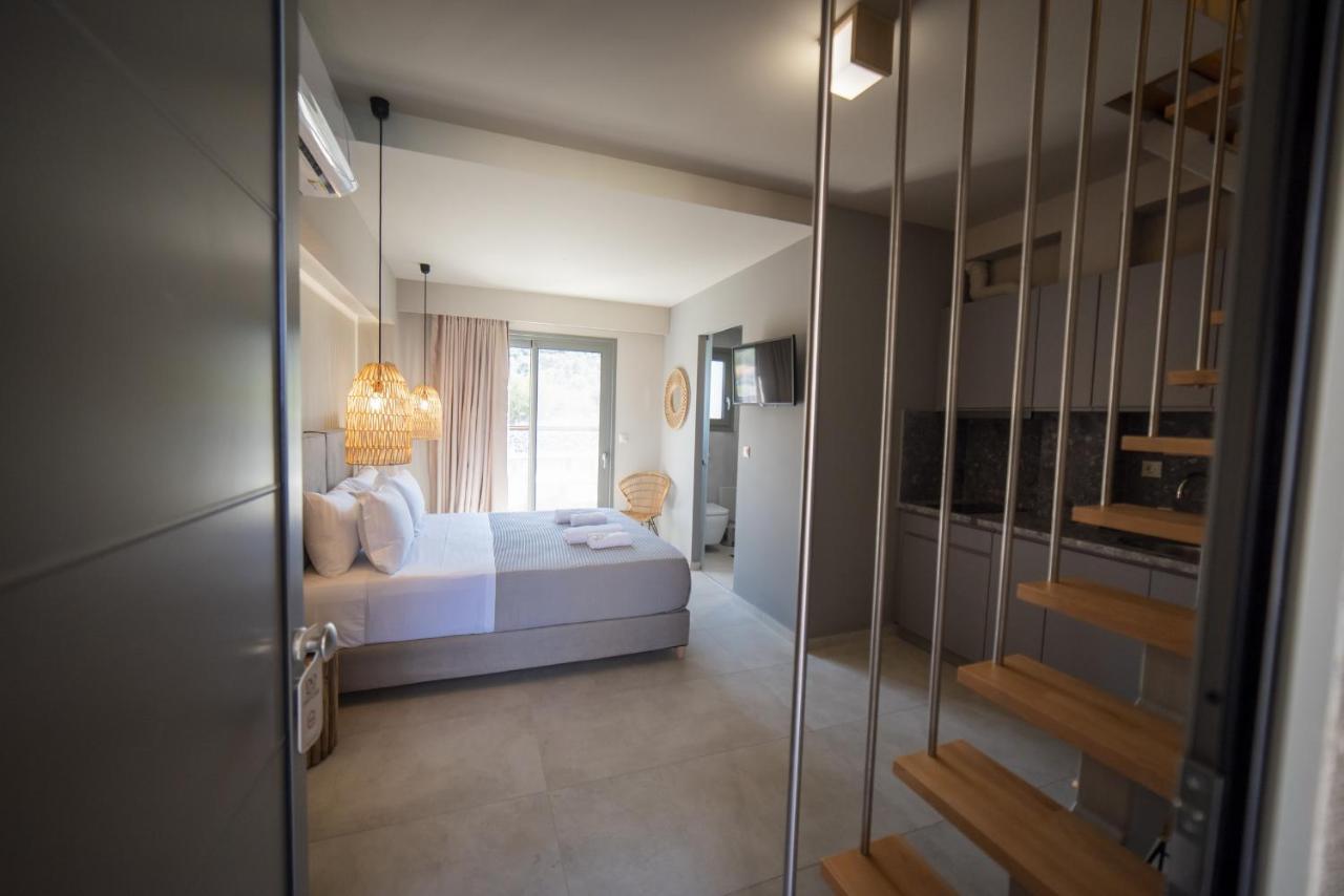 Theros Suites Dhiminio Exteriör bild